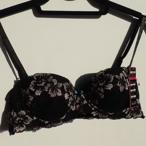 Rene Rofe 34A NWT Black Floral Lace Bra Multiway